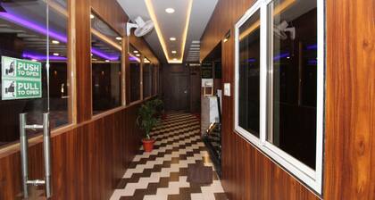 Hotel Diamond Palace