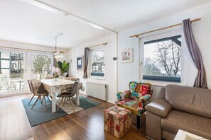 Fernseher, Kamin