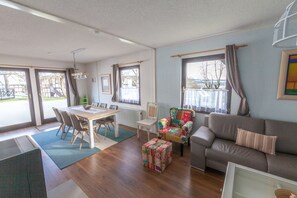 Fernseher, Kamin