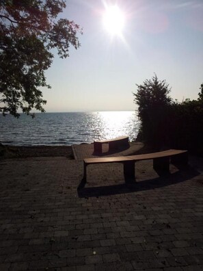 Property grounds - Apartment 'Christine' with Private Terrace and Wi-Fi (Langenargen)