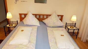 3 bedrooms, free WiFi, bed sheets