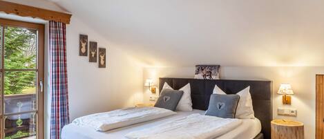 1 camera, ferro/asse da stiro, Wi-Fi gratuito, lenzuola