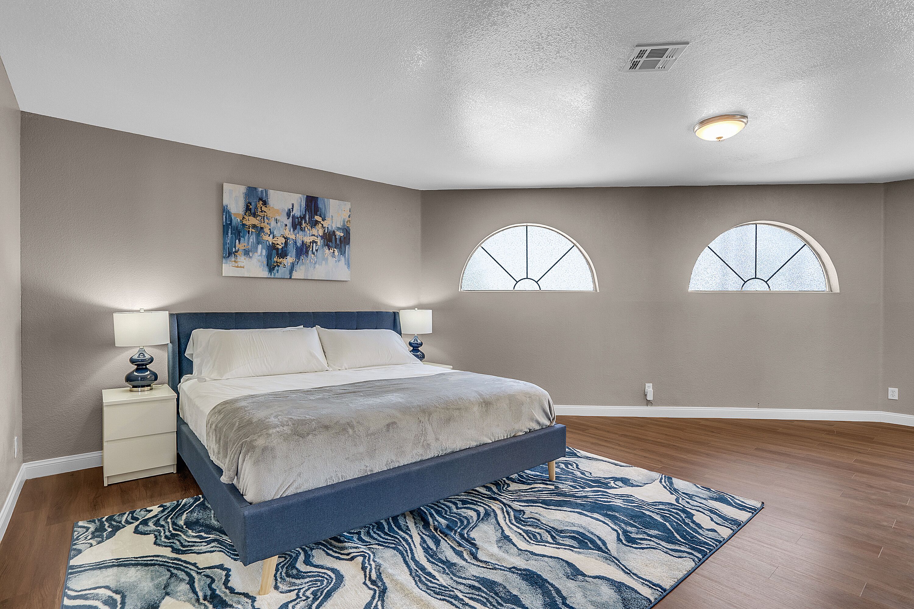 7 bedrooms, memory foam beds, iron/ironing board, free WiFi