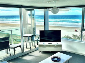 Apartamento, 2 quartos (Lower Level) | Sala de estar