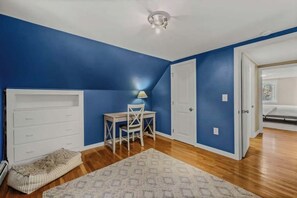 Unclassified image, 5 of 35, button