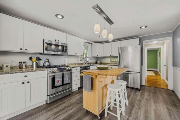 Unclassified image, 1 of 35, button