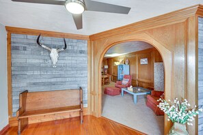 Interior - Charming Farmington Home ~ 16 Mi to Aztec Ruins! (Farmington)