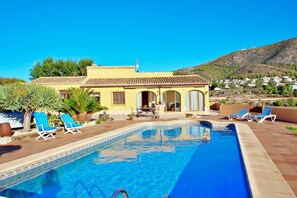 Pool - Marquesol - pri. pool villa with captivating hill views in Benitachell (Benitachell)