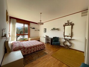 Villa - Villa Olivella in Sale Marasino (Sale Marasino)