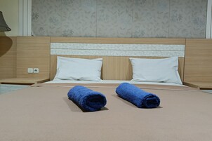 华丽双人房 | 免费 WiFi、床单