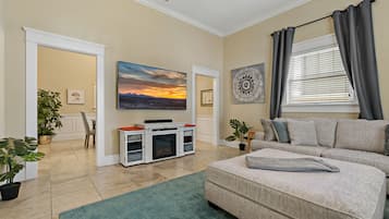 Smart TV, fireplace, computer monitors, printers