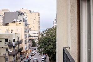 View from property - MAMAD - Seabreeze Serenity Haven by Sea N' Rent (Tel Aviv)