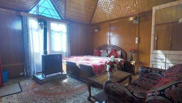 1 bedroom, soundproofing, free WiFi