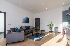 Living area - Sleek 3-BR Apartment, Central Hartlepool (Hartlepool)