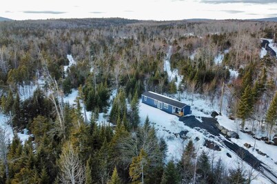 Black Bear Cabin at Moosehead Lake Direct ATV * Family/Pet Friendly