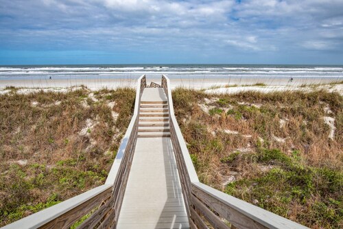 Heated Pool, Short Walk to Beach, Fenced Yard, Close to Area Attractions, $300 in Free Tickets!