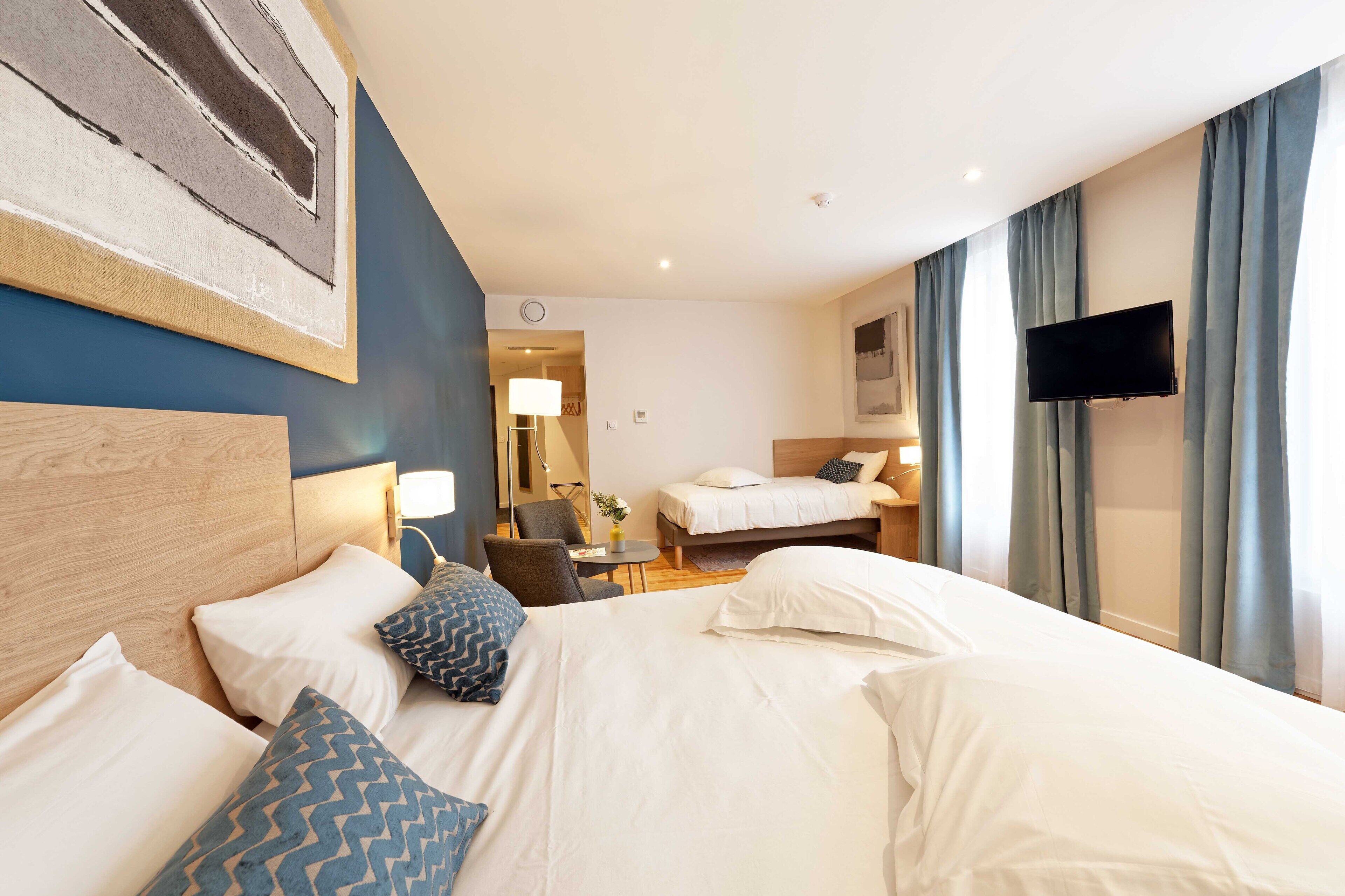 Bureau, espace de travail pour ordinateur portable