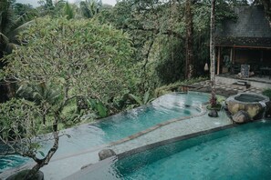 Outdoor pool - Belvilla Serene Hideaway Resort Monkey Forest (Ubud)