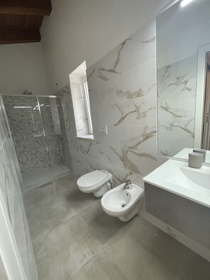 Bathroom - Tenuta La Torre (Tropea)