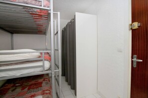 Bügeleisen/Bügelbrett, WLAN