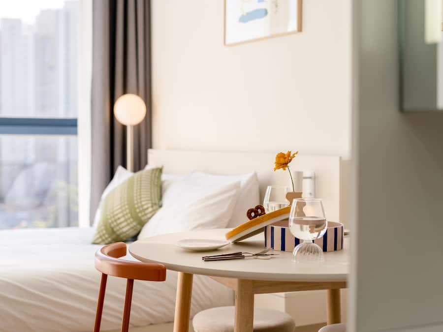 Studio Loft | Living area | 43-inch Smart TV with cable channels