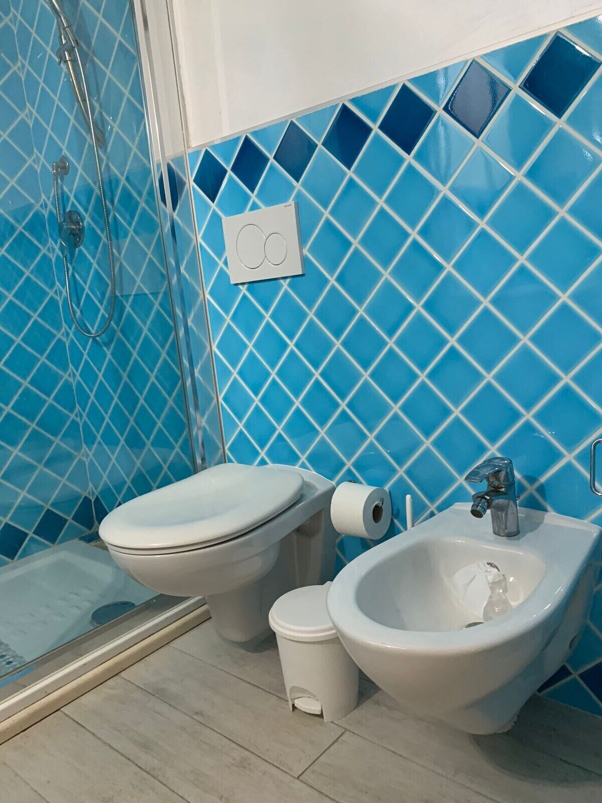 Een douche, een bidet