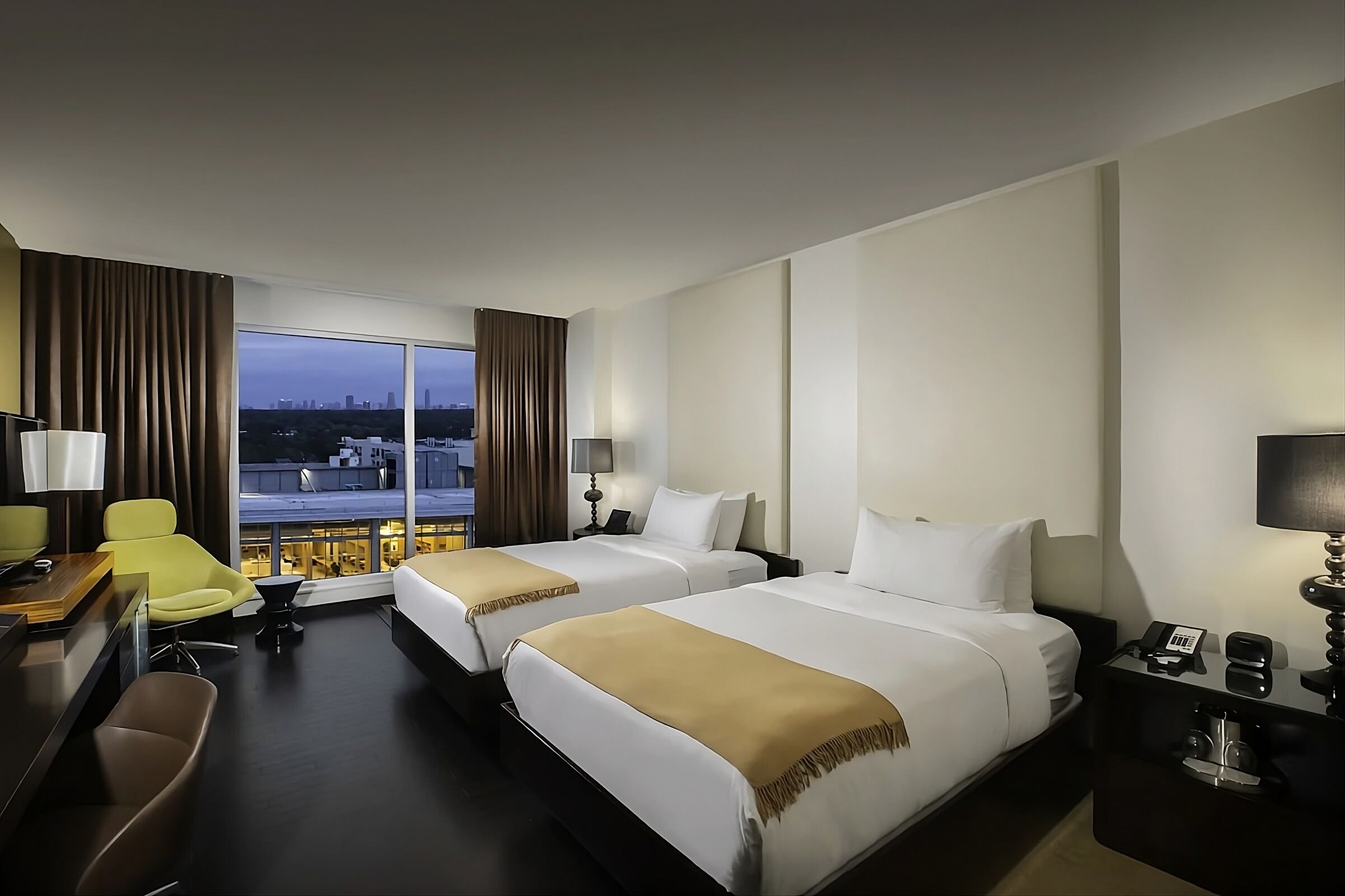 The Moran CityCentre, 4 Classic Double Rooms, Free Parking, Pool!