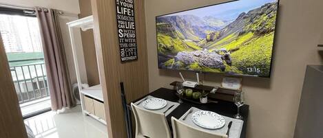 1 多间卧室、熨斗/熨衣板、免费 WiFi、床单