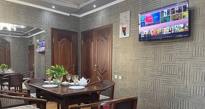 Tashkent Ganga Square , Gafur Gulam M-S