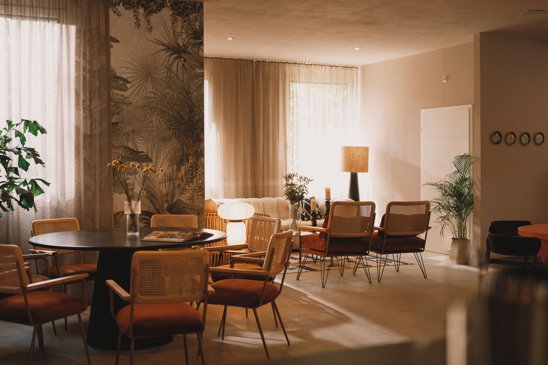 Coin salon dans le hall