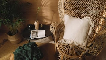 1 habitación, escritorio, wifi gratis y ropa de cama