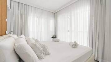 3 bedrooms, iron/ironing board, travel crib, WiFi
