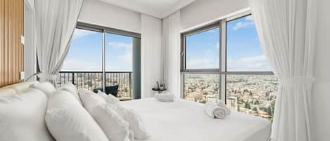 3 soverom, strykejern/-brett, reiseseng for barn og wi-fi