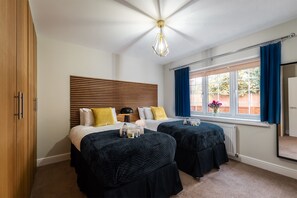 Free wired Internet, bed sheets - Smart Apartments - Seymour (Southampton)