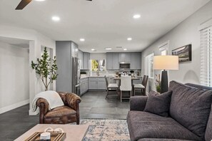 TV, fireplace, offices