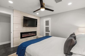 6 chambres, fer et planche à repasser, Wi-Fi, draps fournis
