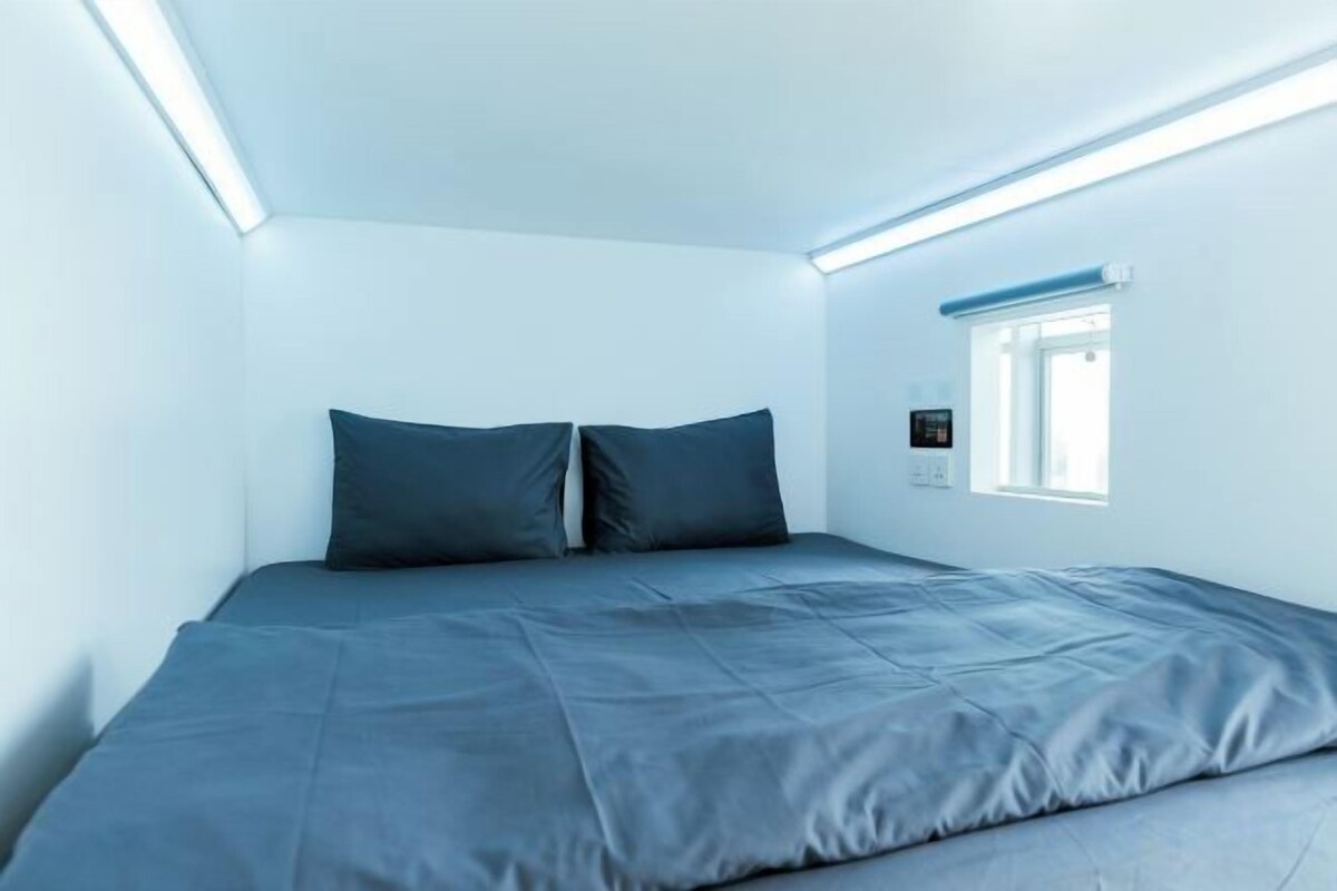 Sistema de insonorización, wifi gratis, ropa de cama