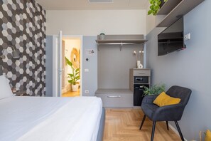 1 chambre, bureau, accès au Wi-Fi (inclus), literie fournie