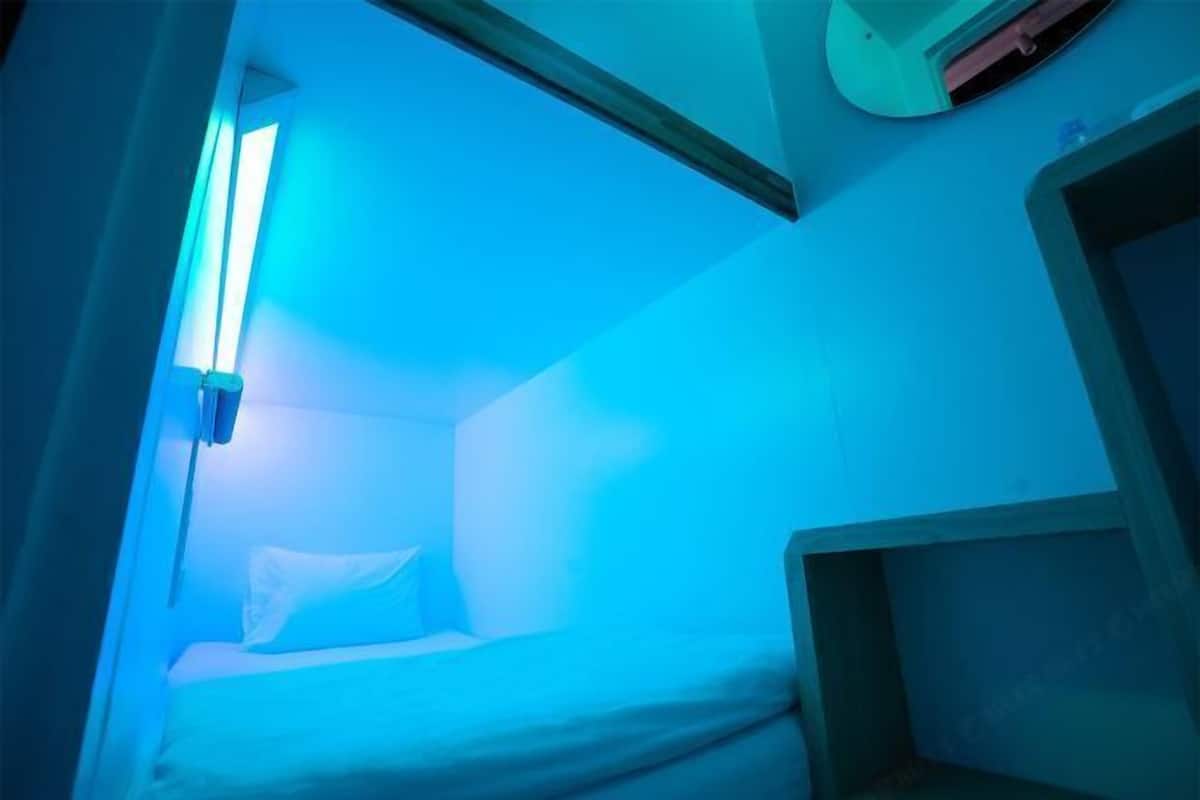 1 間臥室、筆電工作空間、免費無線上網、床單