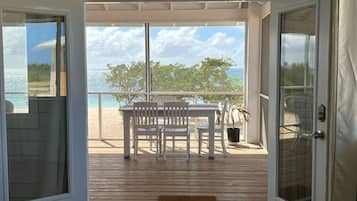 Cottage Premium, 1 Tempat Tidur King, pemandangan pantai | Teras/patio
