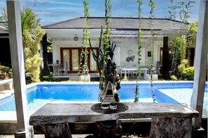 Outdoor pool - Belvilla Ananda Resort Lovina BeachNearPantai Lovina (Buleleng)
