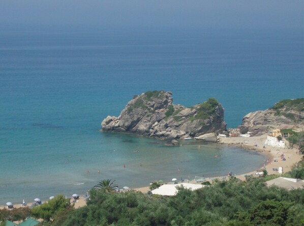 Appartement, 2 chambres, fumeurs, balcon | Plage