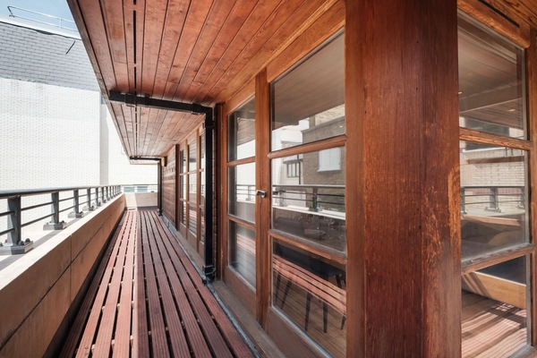 The wraparound balcony (strictly non-smoking, NO parties)