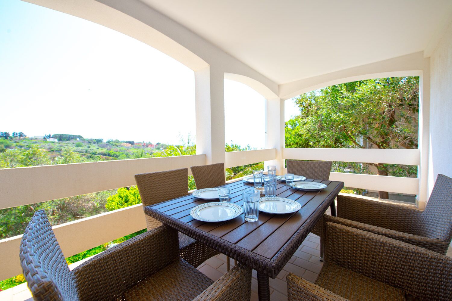 Superior 2 Bedroom Apartment, 2 Double Beds and 1 Twin Bed | Terraza o patio