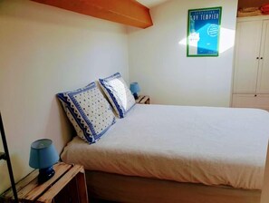 2 bedrooms, WiFi, bed sheets - Habitation Indépendante Dans Propriété (Saint-Cyr-sur-Mer)