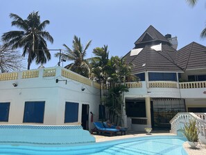 واجهة المنشأة