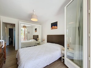 2 chambres, accès au Wi-Fi (inclus)