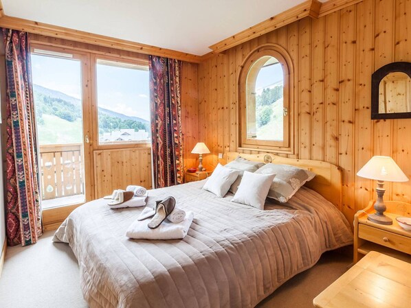 3 bedrooms