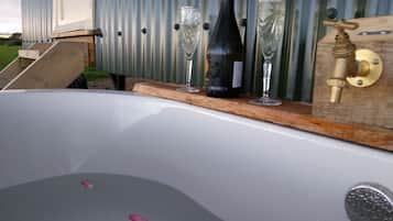 Cabin | Food and drink