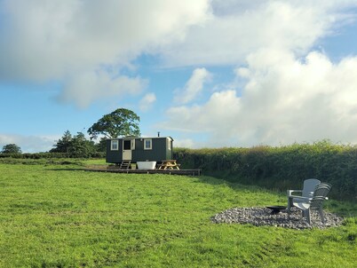 The Musterer's Hut, Outdoor Bath & Valley View